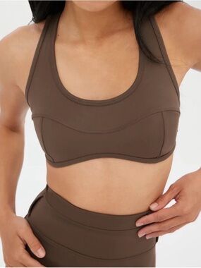 Girlfriend Collective Connie Curved Sports Bra Brown Café NWT Size M Racerback